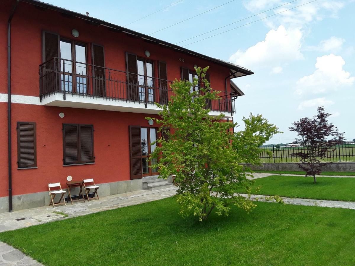 Tra Menta E Meliga Hotel Carignano  Kültér fotó